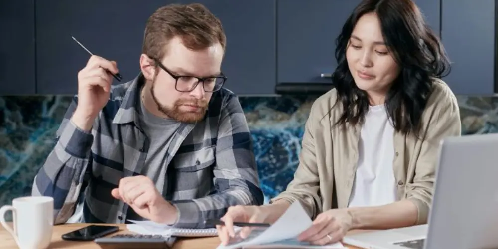 How To Manage Debt Effectively
